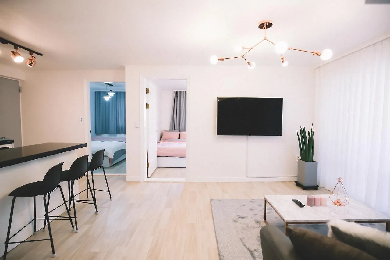 Lovely House Hongdae Hotel Seul