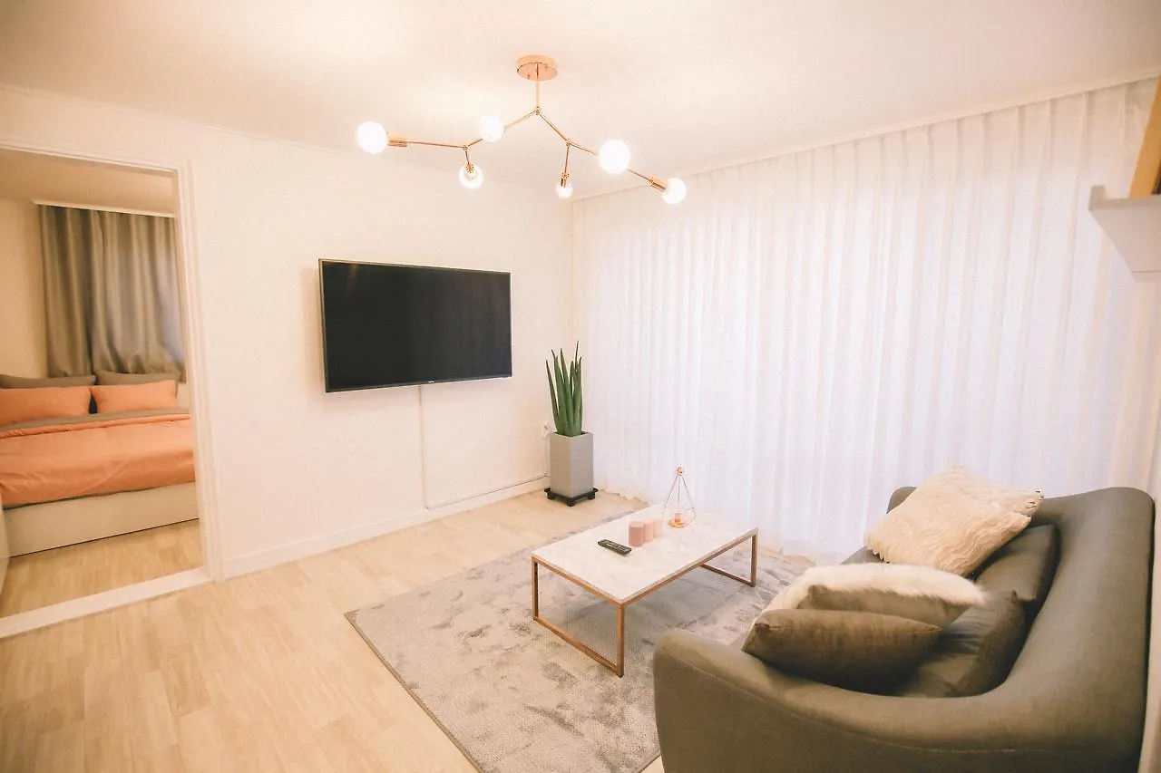 Apartament Lovely House Hongdae Hotel Seul Korea Południowa